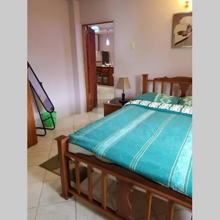 Shalom Apartment